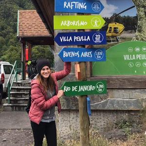 Meet your Posher, Hillary